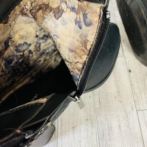 Cloudwalkers Westside Ankle Boots 7W Biker Western Strappy Stud Rhinestone Zip - Picture 13 of 16